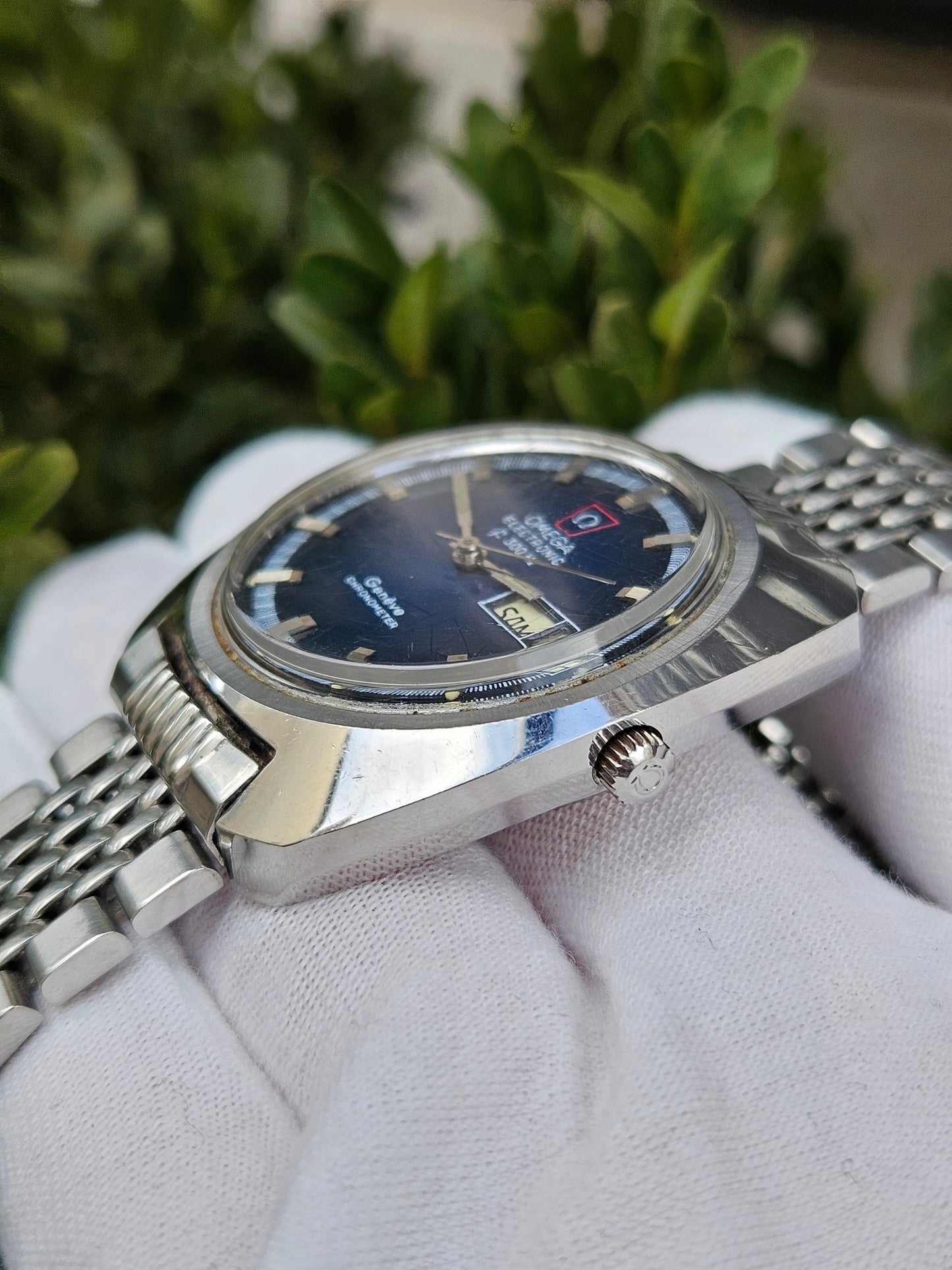 Omega Electronic f 300Hz Genéve